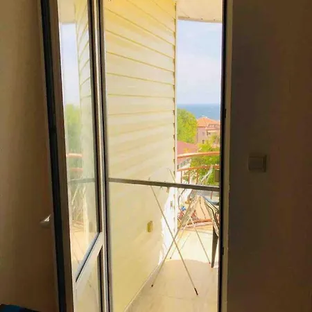 Guest house Къща За Гости Прохлада, 3 И 4 Етаж Sinemoretz