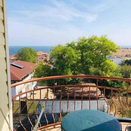 Guest house Къща За Гости Прохлада, 3 И 4 Етаж Sinemoretz